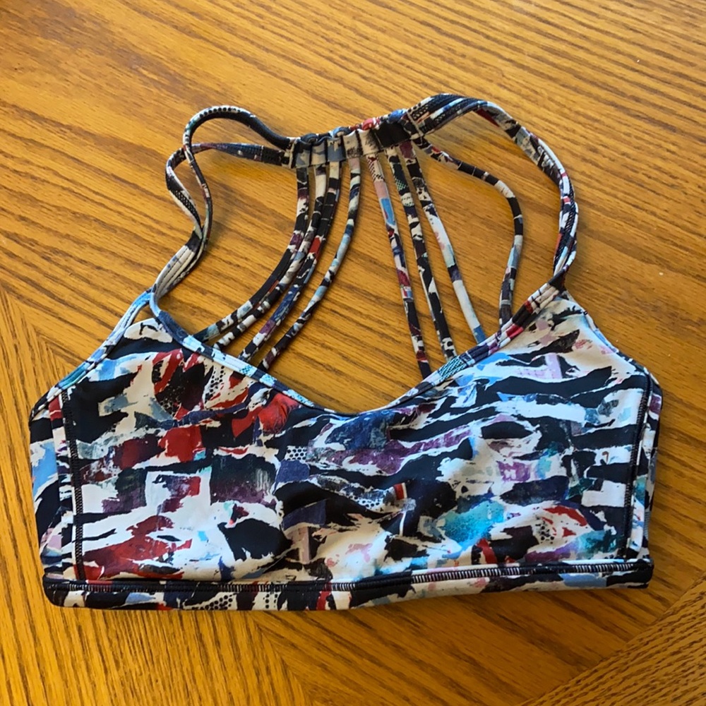 Women’s lulu lemon free to be wild sports bra